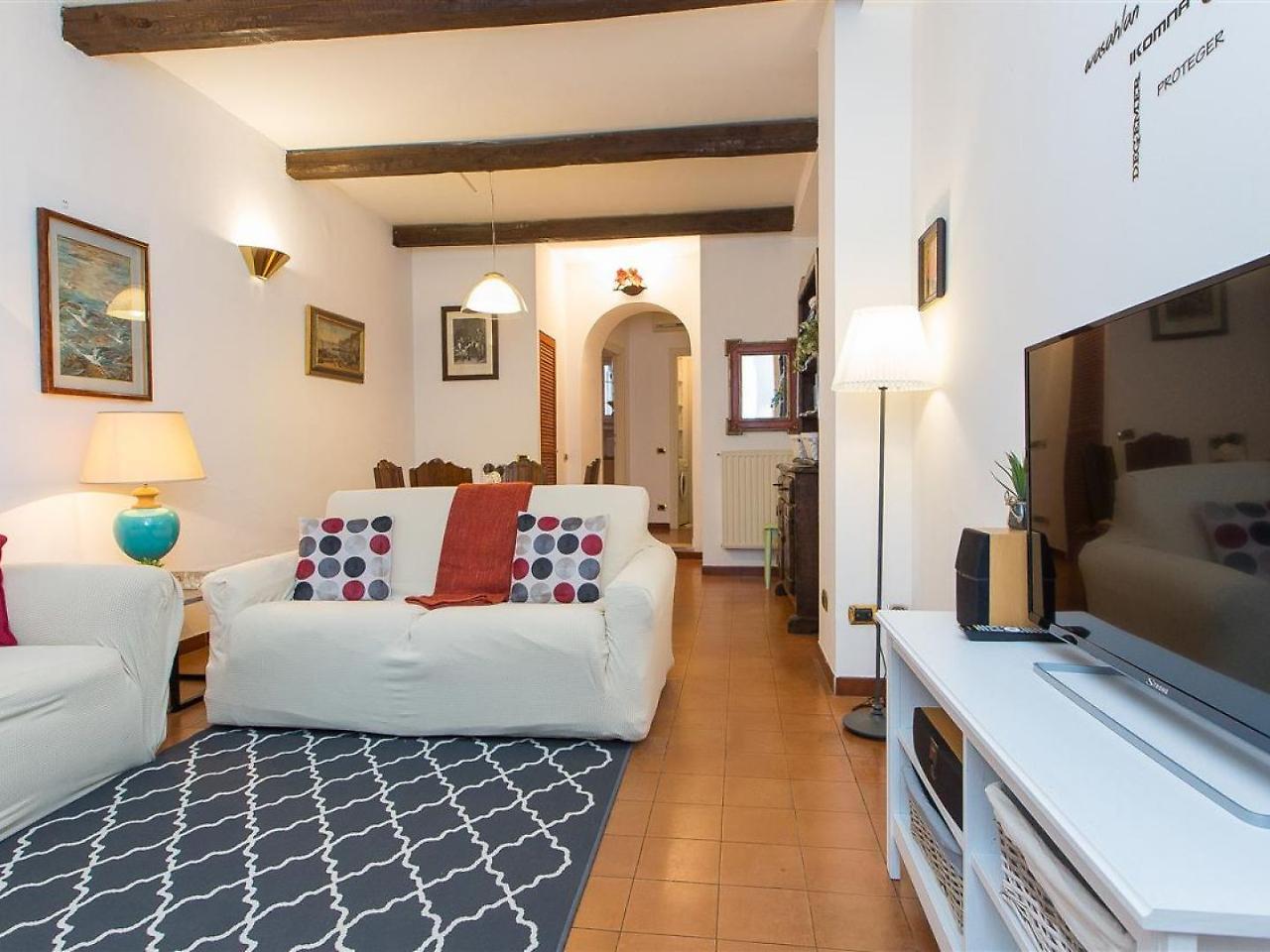 Apartment In Panieri Terrace Rome